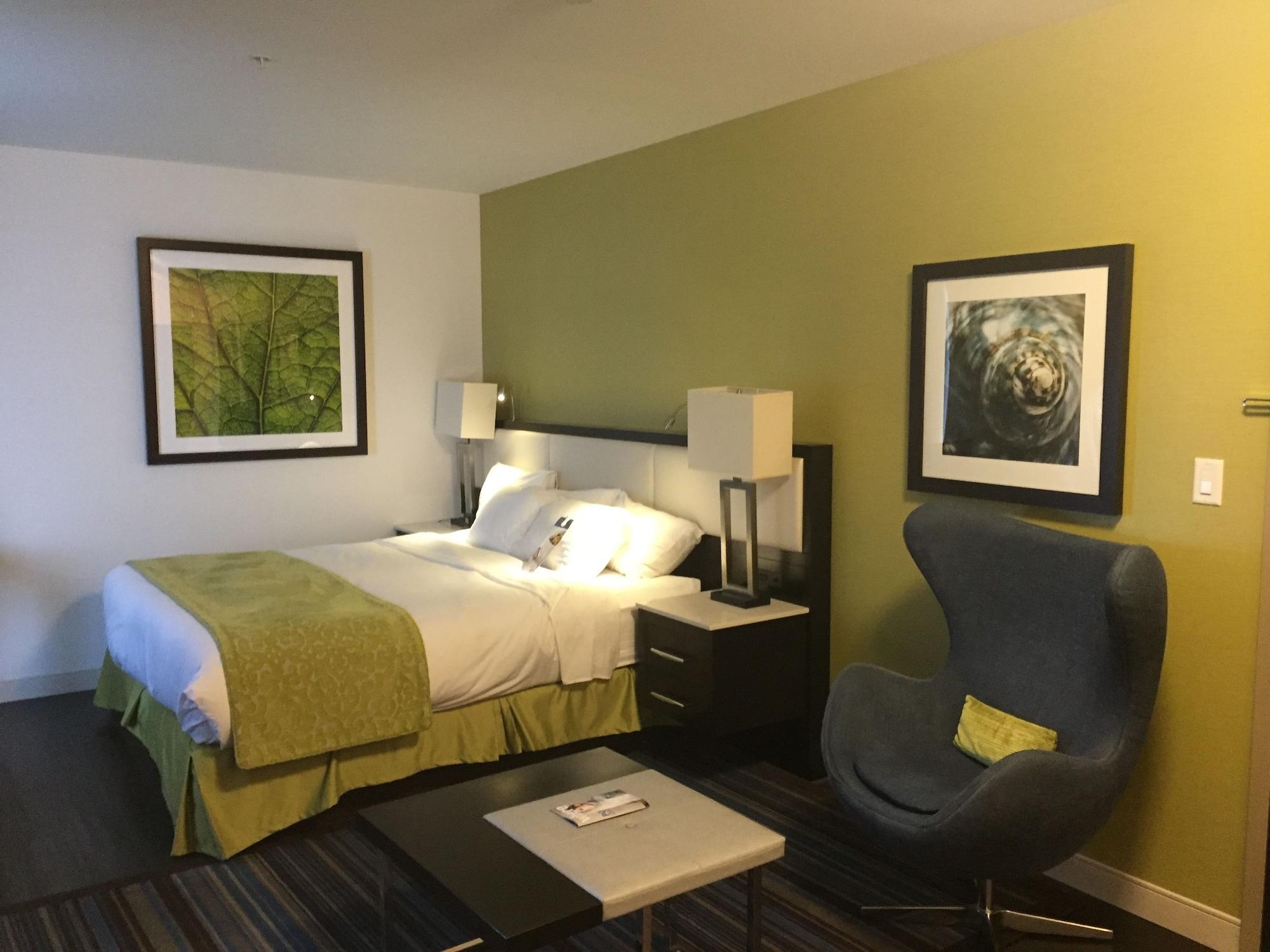 The Hollis Halifax - A Doubletree Suites By Hilton Esterno foto