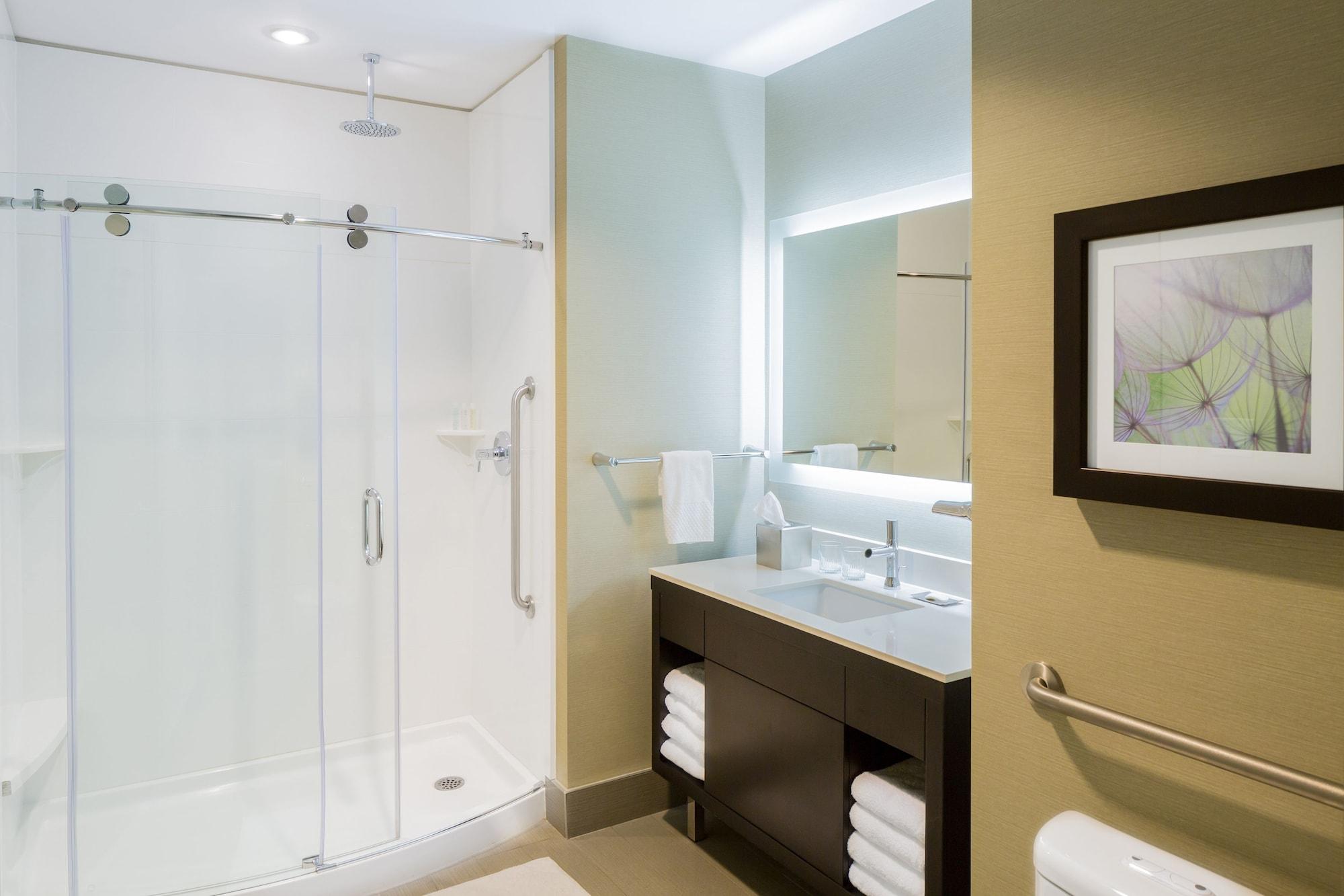 The Hollis Halifax - A Doubletree Suites By Hilton Esterno foto