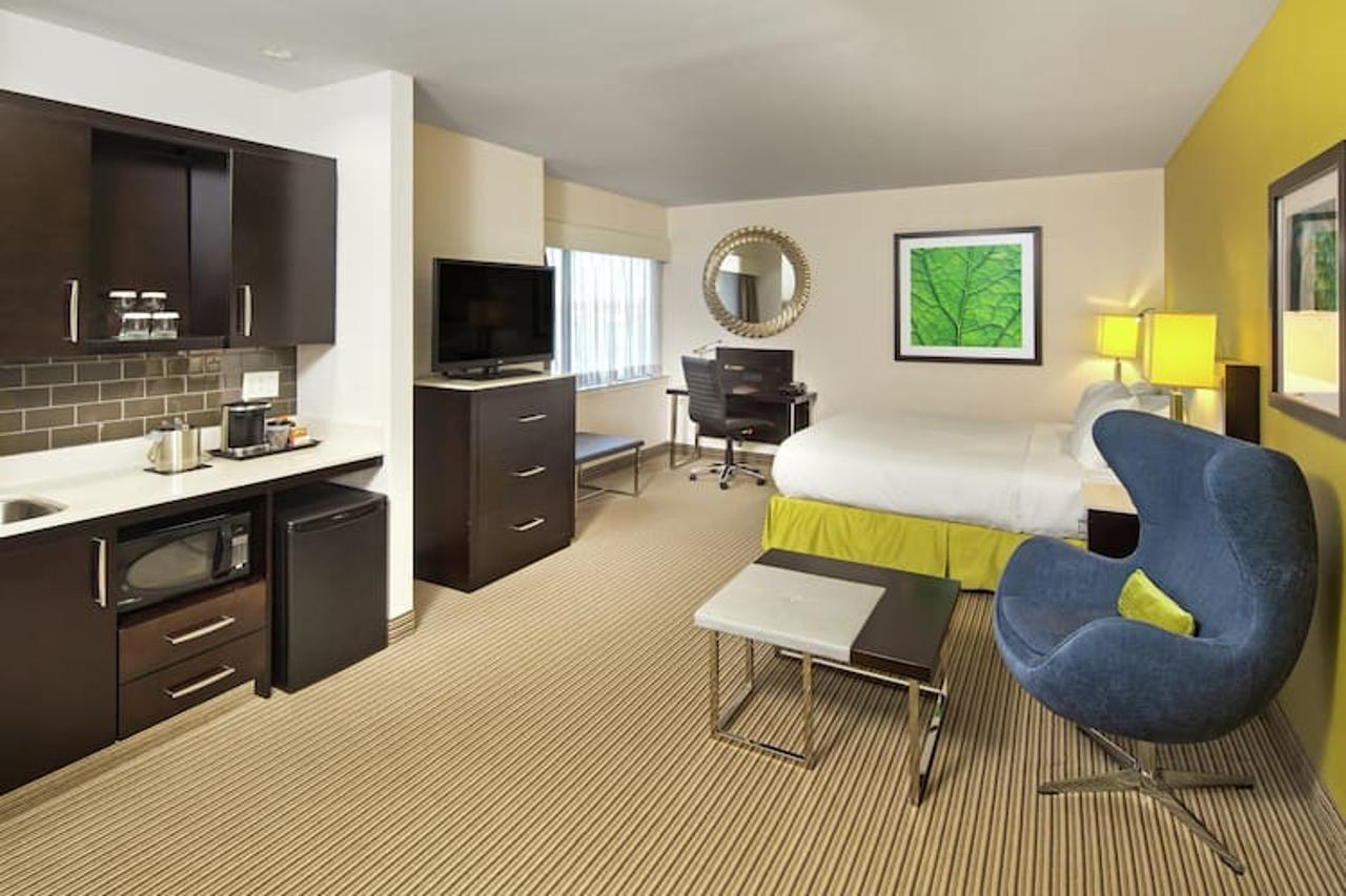 The Hollis Halifax - A Doubletree Suites By Hilton Esterno foto
