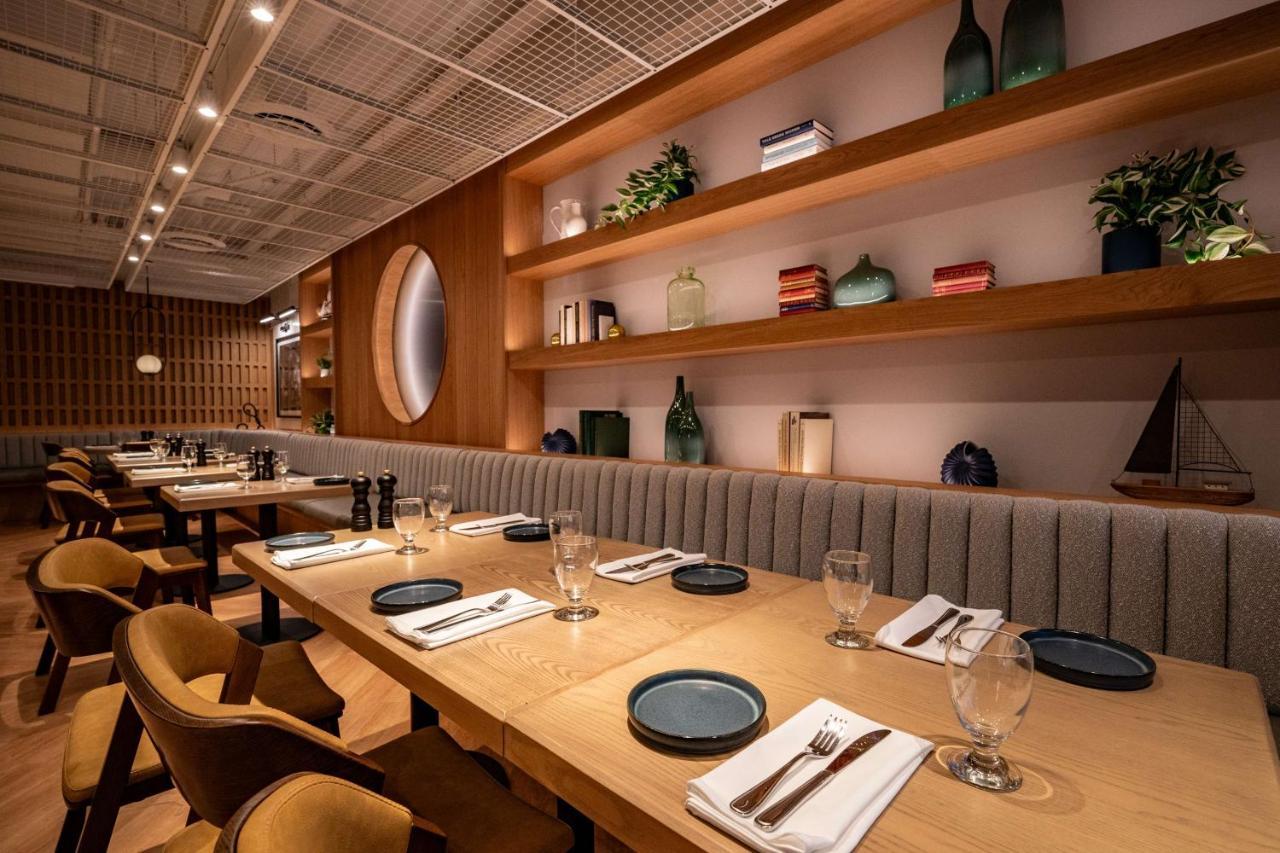 The Hollis Halifax - A Doubletree Suites By Hilton Esterno foto