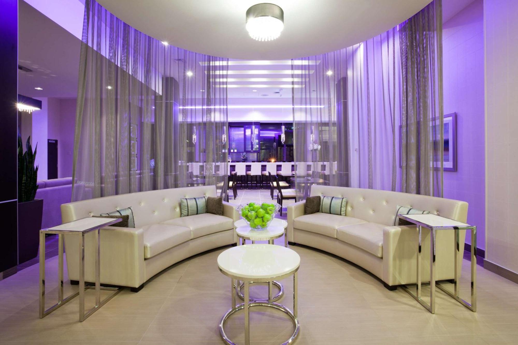 The Hollis Halifax - A Doubletree Suites By Hilton Esterno foto