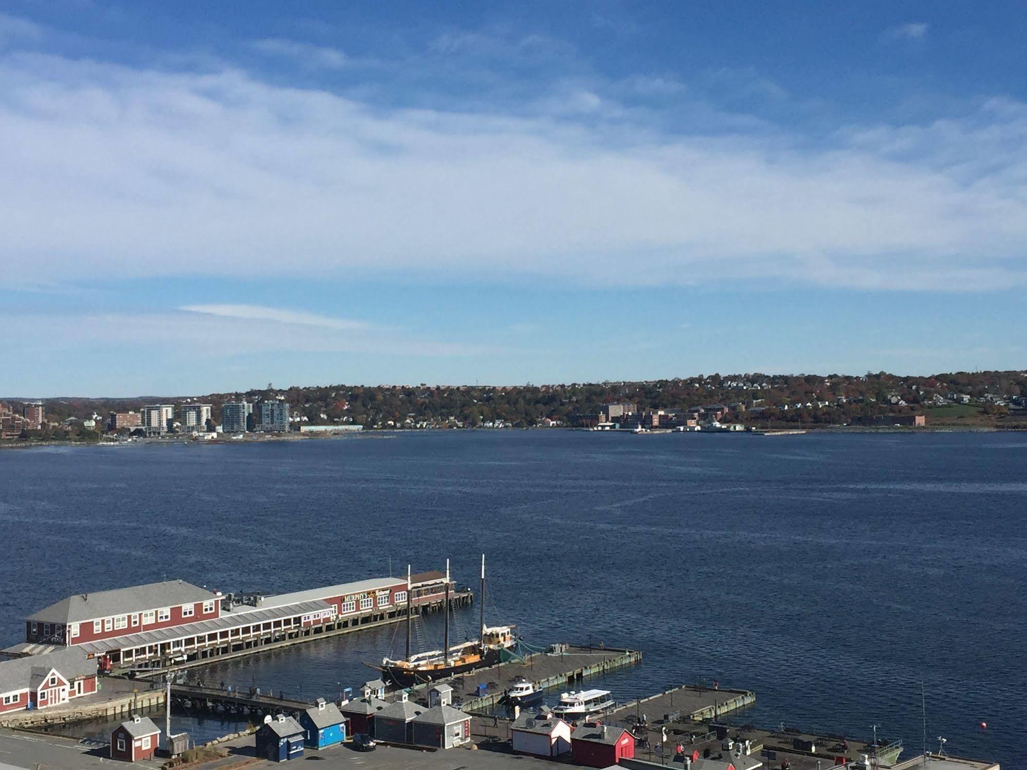 The Hollis Halifax - A Doubletree Suites By Hilton Esterno foto