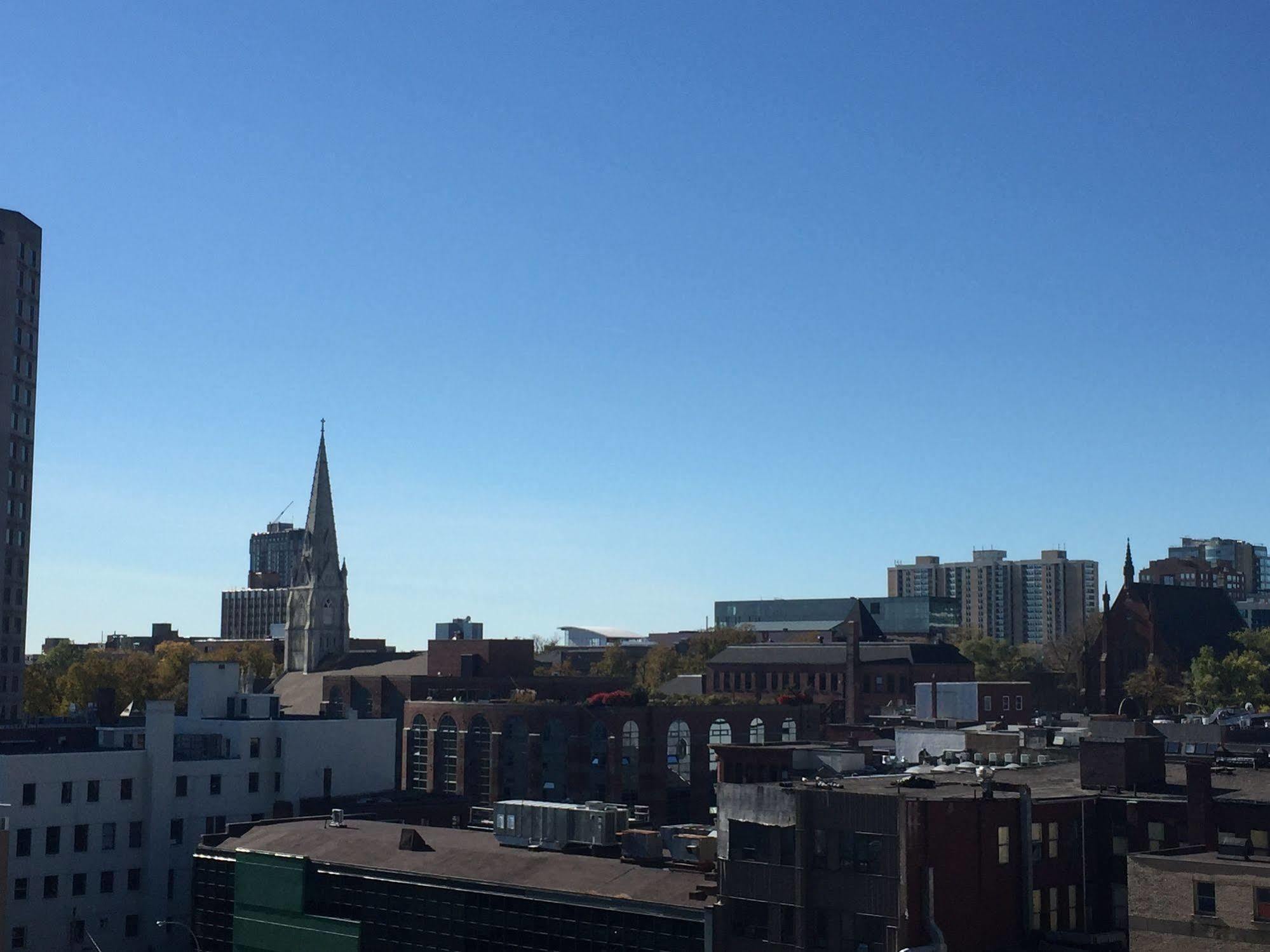 The Hollis Halifax - A Doubletree Suites By Hilton Esterno foto